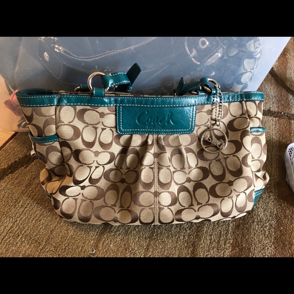 gently used coach bag - my favorite colors!